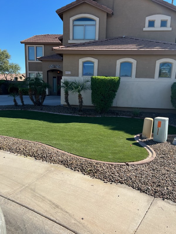 Turf and pavers backyard